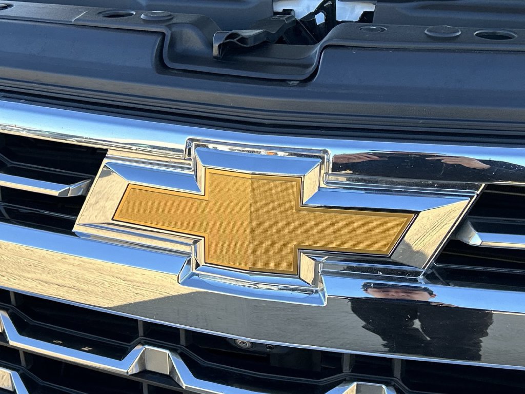 Certified 2023 Chevrolet Silverado 1500 LTZ w/ Technology Package AWD/4WD image 30