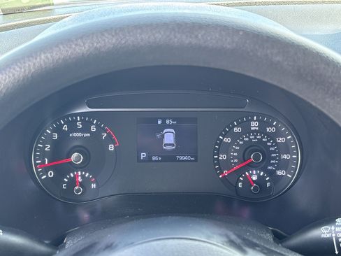 Used 2020 Kia Soul S FWD image 10