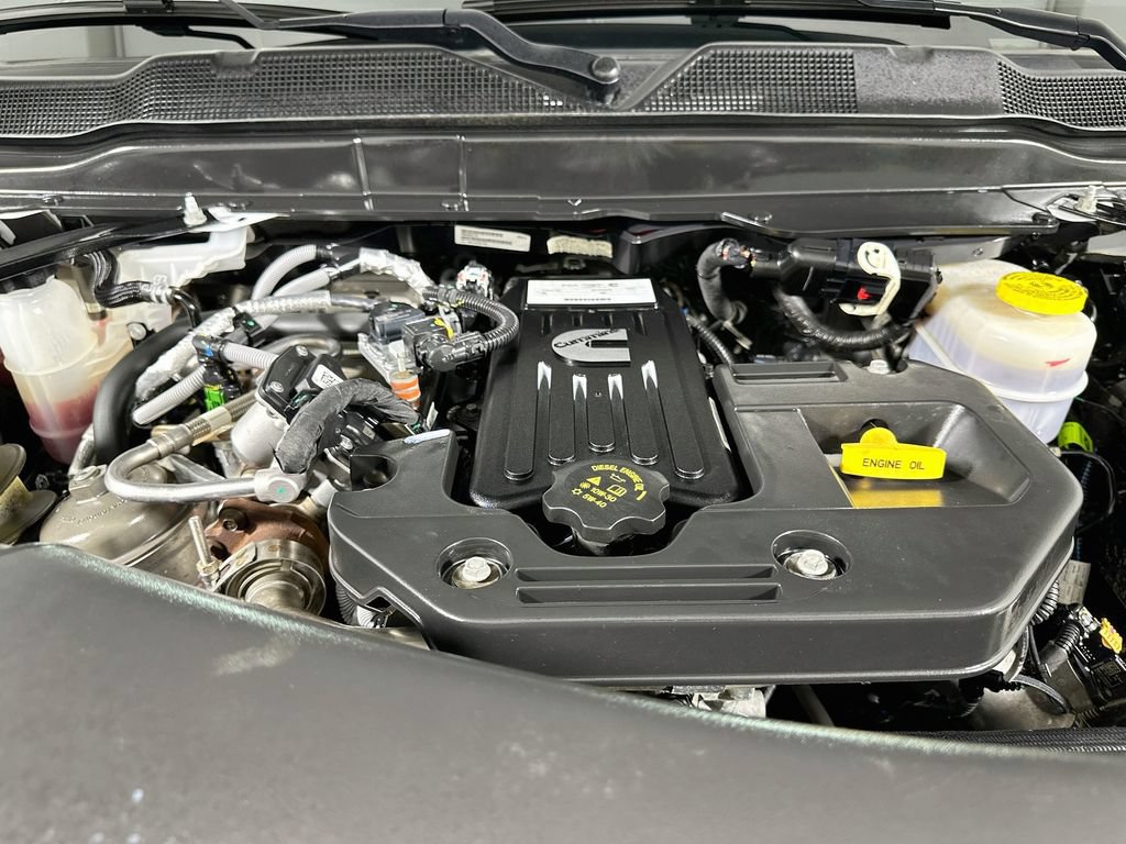 Certified 2025 RAM 2500 Big Horn AWD/4WD image 19