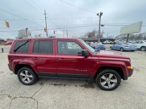 Used 2016 Jeep Patriot High Altitude image 4
