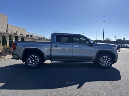 New 2026 GMC Sierra 1500 Denali image 11