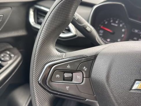 Used 2021 Chevrolet TrailBlazer LT w/ Convenience Package image 25