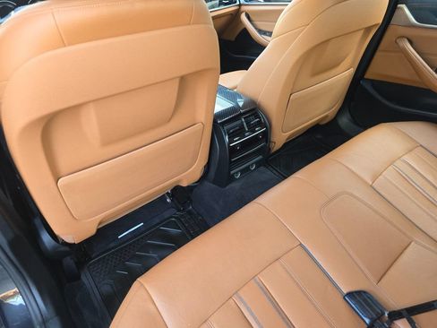 Used 2017 BMW 530i xDrive AWD/4WD image 12