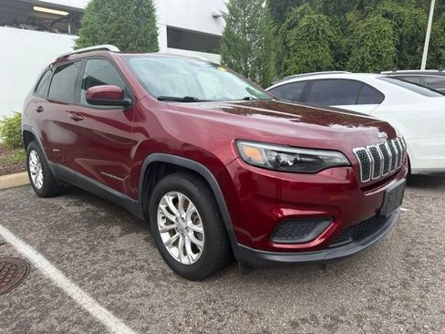Used 2020 Jeep Cherokee Latitude FWD image 3