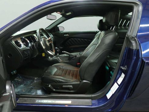 Used 2012 Ford Mustang GT Premium w/ Brembo Brake Pkg RWD image 16