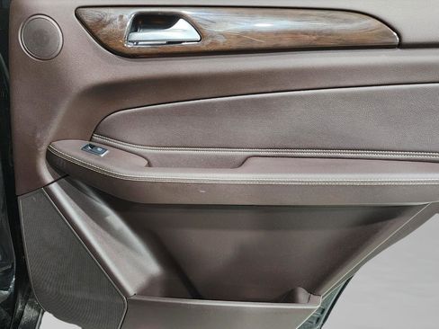 Used 2019 Mercedes-Benz GLS 450 4MATIC image 28