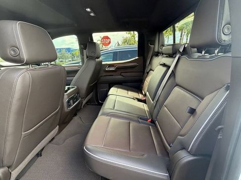 Used 2023 GMC Sierra 1500 Denali AWD/4WD image 11