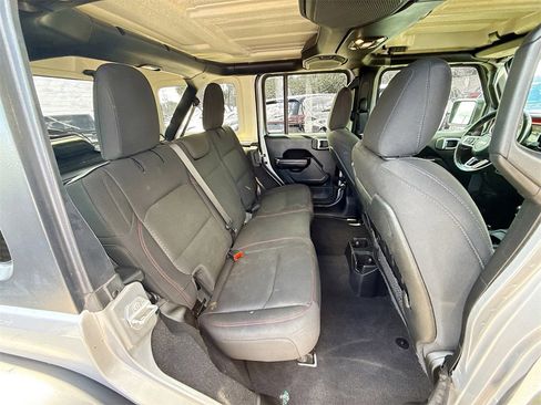 Used 2021 Jeep Wrangler Unlimited Rubicon image 30