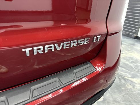 Used 2014 Chevrolet Traverse LT image 27