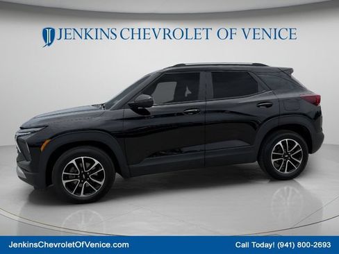 Used 2024 Chevrolet TrailBlazer LT FWD image 10