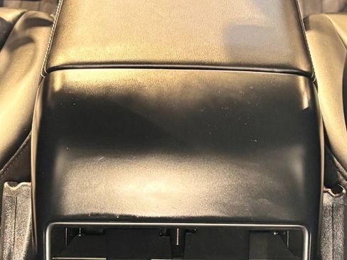 Used 2024 Tesla Model Y Long Range image 37