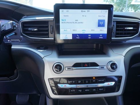 Used 2022 Ford Explorer XLT w/ Equipment Group 202A image 20