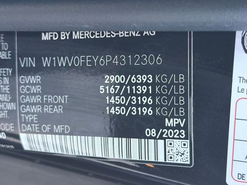 Used 2023 Mercedes-Benz Metris Passenger image 27