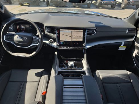 New 2026 Jeep Grand Wagoneer Limited AWD/4WD image 19