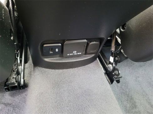 Used 2024 Chevrolet Malibu LT image 10