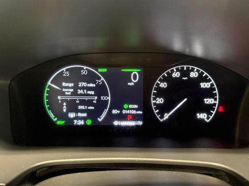 Used 2025 Honda CR-V Sport image 28