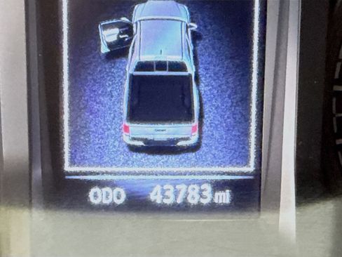 Used 2021 Toyota Tacoma SR image 16