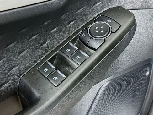 Certified 2020 Ford Escape SE image 33