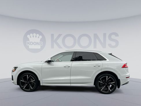 Used 2022 Audi Q8 Premium w/ Convenience Package AWD/4WD image 7