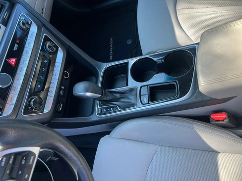 Used 2019 Hyundai Sonata SE FWD image 15