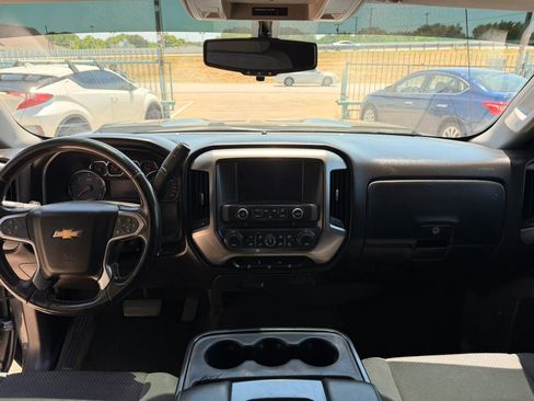 Used 2017 Chevrolet Silverado 1500 LT w/ Texas Edition RWD image 17