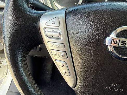Used 2015 Nissan Sentra SV FWD image 10