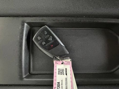 Used 2023 Chevrolet Silverado 1500 Custom AWD/4WD image 34