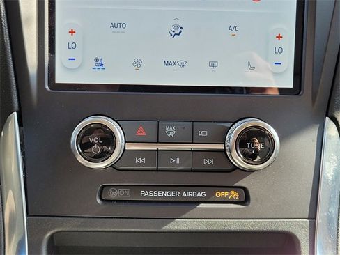 Used 2024 Ford Edge Titanium w/ Equipment Group 301A image 23