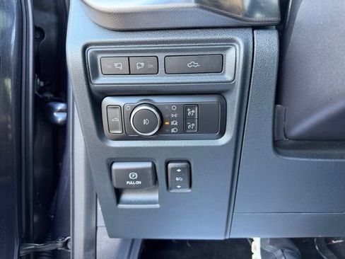 Used 2021 Ford F150 Platinum w/ Equipment Group 701A High AWD/4WD image 24