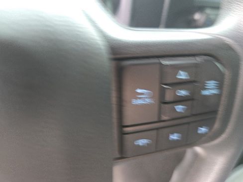 Used 2023 Ford F150 XLT AWD/4WD image 22