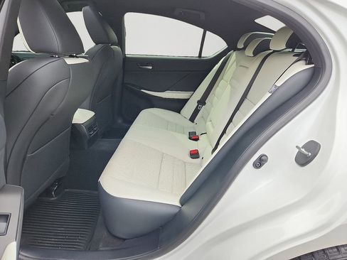 Used 2025 Lexus IS 350 F Sport image 8
