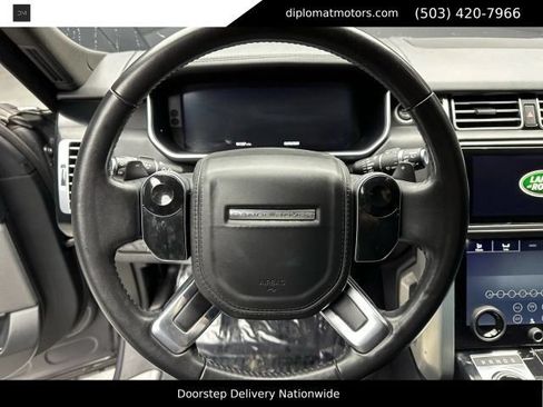Used 2019 Land Rover Range Rover Supercharged AWD/4WD image 28