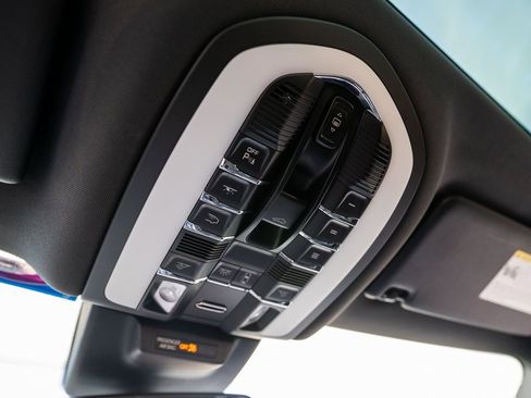 Used 2019 Porsche Macan image 26