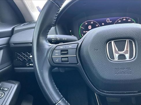 Used 2023 Honda Accord EX-L image 11