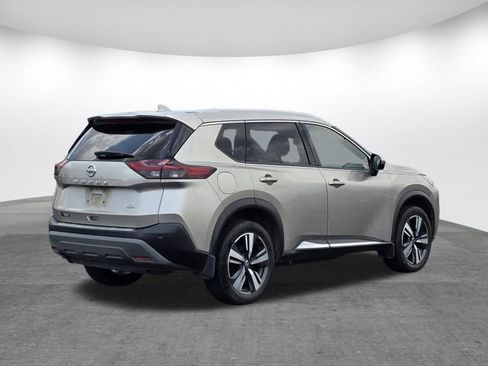 Used 2021 Nissan Rogue SL FWD image 3