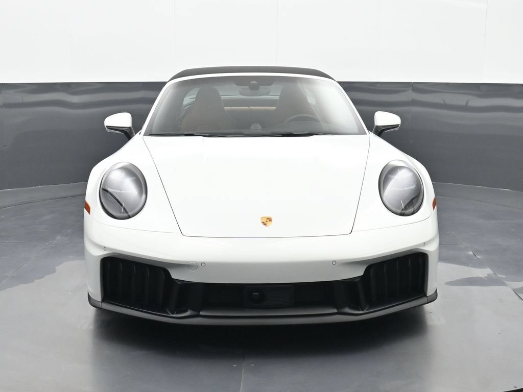 Certified 2026 Porsche 911 Targa 4 GTS AWD/4WD image 23