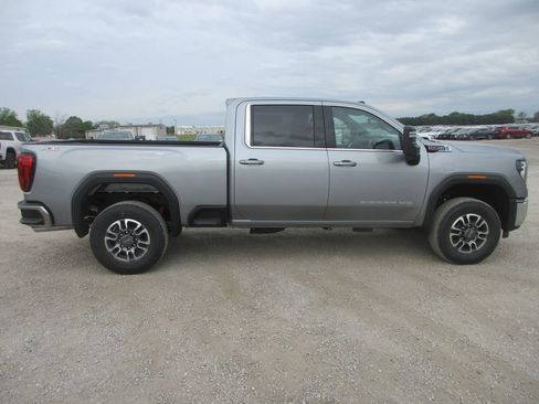 New 2026 GMC Sierra 2500 SLE w/ SLE Value Package; AWD/4WD image 3