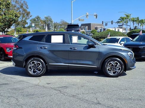 Certified 2023 Kia Sportage LX FWD image 6