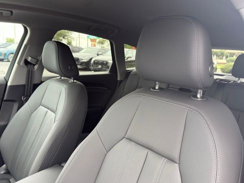 Used 2025 Audi Q5 Premium w/ Convenience Package AWD/4WD image 13
