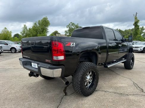 Used 2014 GMC Sierra 2500 SLE w/ HD SLE Premium Package AWD/4WD image 5