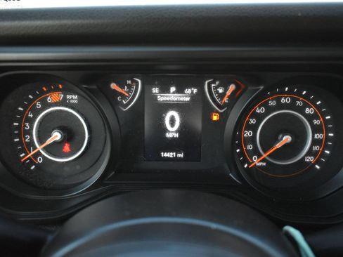 Used 2024 Jeep Wrangler Unlimited Sport AWD/4WD image 29