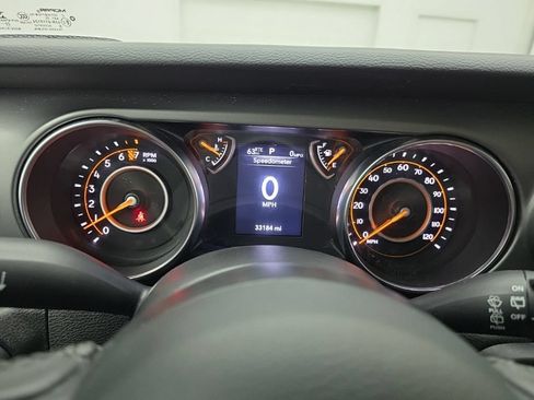 Used 2022 Jeep Wrangler Sport AWD/4WD image 29