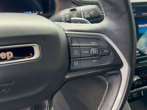 Used 2021 Jeep Grand Cherokee L Laredo AWD/4WD image 20