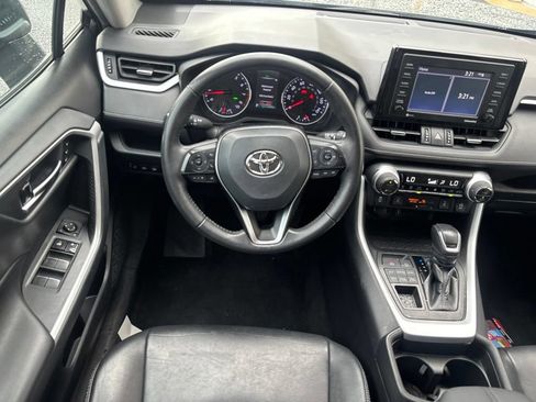 Used 2021 Toyota RAV4 XLE Premium AWD/4WD image 2