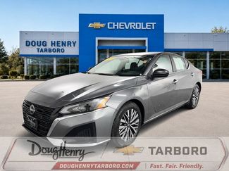 Used 2025 Nissan Altima 2.5 SV FWD video 1