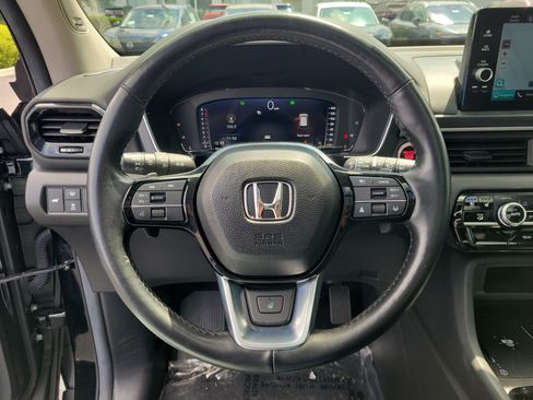 Used 2024 Honda Pilot Elite image 21