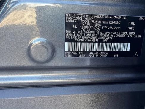 Used 2024 Toyota RAV4 XLE AWD/4WD image 33