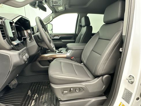 New 2026 Chevrolet Silverado 2500 LT w/ Trail Boss Package AWD/4WD image 5