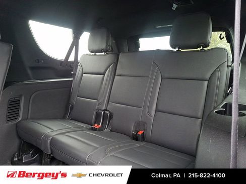 Used 2024 Chevrolet Suburban LT AWD/4WD image 14