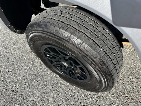 Used 2019 Toyota Tacoma SR5 image 13